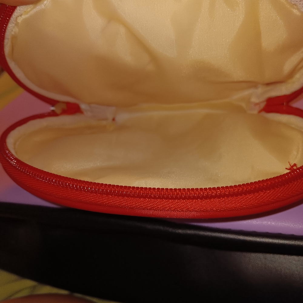 Makeup bag